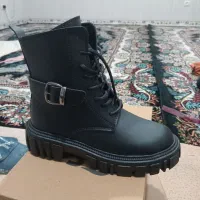 کفش نو|کیف، کفش، کمربند|سرپل ذهاب, |دیوار