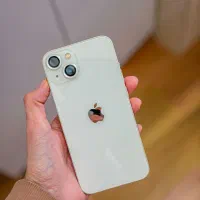 آیفون ۱۳ نرمال تر و تمیز