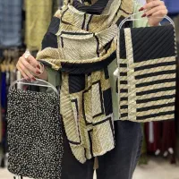 شال پلیسه طرحدار
