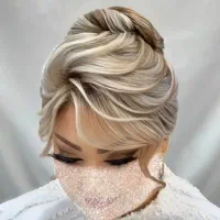 دستیار ارایشگری واجاره لاین ها