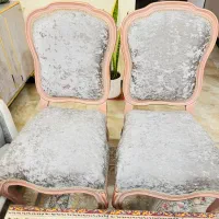 چهار عدد صندلی