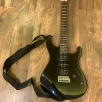 گیتار الکتریک یاماها ۱۲۱