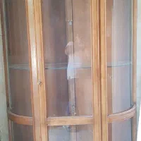 یک عدد بوفه چهار طبقه چوب گردو