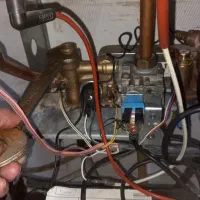 تعمیرات پکیج ،شوفاژ رادیاتور وآبگرمکن دیواری