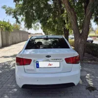 کیا سراتو آپشنال ۹۷ معاوضه با لوین کرولا یا النترا|خودرو سواری و وانت|مشهد, آزادشهر|دیوار