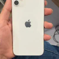 اپل iPhone 11 با حافظهٔ ۱۲۸ گیگابایت