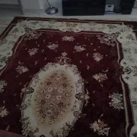 فرش قرمز