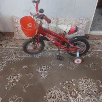 دوچرخه قرمز