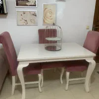 میز ناهار خوری