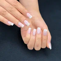 به یک ناخن کار به صورت اجاره نیازمندیم