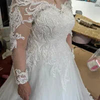 تعدادی لباس عروس مزون|لباس|شیراز, قلعه شاهزاده بیگم|دیوار