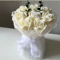 باکس و دسته گل شمع هدیه موندگار