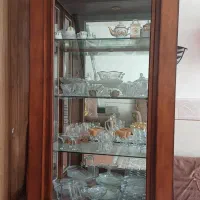 ویترین 4 طبقه پشت آیینه ای