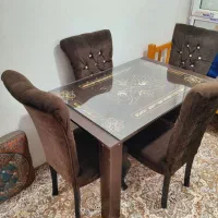 صندلی های چرم و مخمل