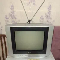 تلویزیون 15 اینچ ال جی با میز تلویزیون و گیرنده