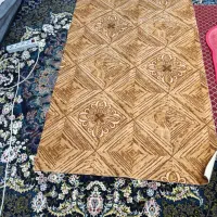یک موکت۱۲متری ودو تا قالی ۶متری