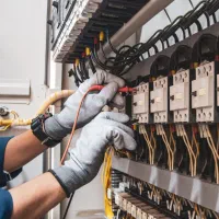 برقکار صنعتی و ساختمان