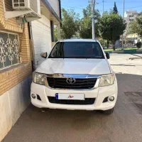 تویوتا هایلوکس دوکابین بلند اتومات