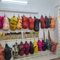 سرای نی انبان اق رضو|سازهای بادی|شیراز, وصال|دیوار