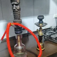 دوعدد قلیون یکی چوبی یکی برنجی