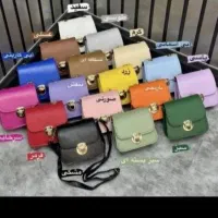 تعدادی لباس