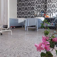 حجامت و زالو درمانی و طب سوزنی و بادکش|خدمات آرایشگری و زیبایی|ارومیه, |دیوار