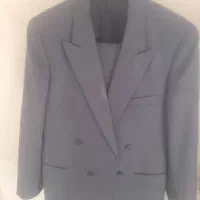 کت وشلوار در حد نوو۲ جفت کفش و یک شلوار لی پسرانه