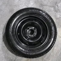 یک حلقه رینگ و لاستیک پژو ۲۰۶