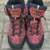 کفش کوهنوردی کوهسار|کیف، کفش، کمربند|رشت, جهاد|دیوار