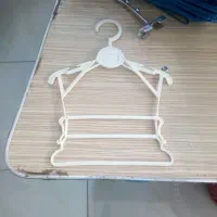 چوب لباسی آهنی و پلاستیکی تعداد بالا|لباس|نیشابور, شهرک ولیعصر|دیوار