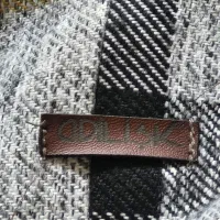 پالتو|لباس|نیشابور, هفده شهریور|دیوار