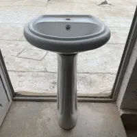 روشویی کاملا سالم با پایه|لوازم سرویس بهداشتی|پردیس, فاز ۹|دیوار