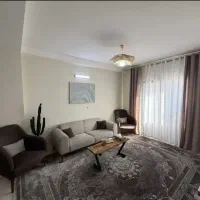 ۶۰متر شیراز شرقی طبقه اول سندار وام داره ۶۵۰ نقدی