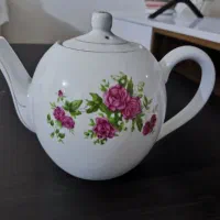 قوری عتیقه گلسرخی