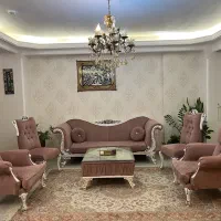 ست مبل و نهار خوری کویین و دکور پرده