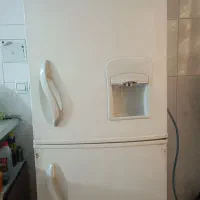 یخچال فریزر در حد نو کاملا سالم