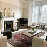 رهن خونه ۵۰ متری شیک پاسداران