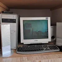 کامپیوتر خانگی با لوازم جانبی کامل در حد نو