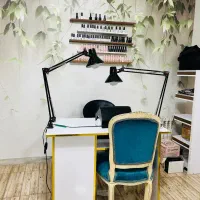 اجاره میز ناخن کار