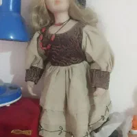 عروسک بزرگ