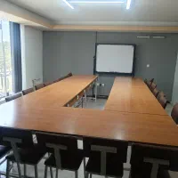 اجاره روزانه دفتر کار ۴۰ متری