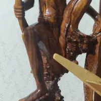 مجسمه یک متری مرد ماهیگیر