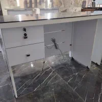 میز اداری/مدیریتی/بسیار تمیز/۹عدد|دفتر کار|کیش, |دیوار