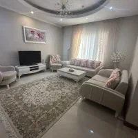 90مترشهرزیباسالن-پرده-خور-فول