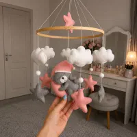 آویز عروسکی  تخت کودک و اویز درب اتاق