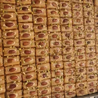 به دوفروشنده خانم قنادی نیازمندیم