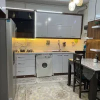 ۱۰۰متر / همکف راه جدا / ادیب