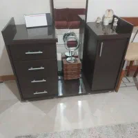 میز آرایش بسیار کاربردی و جا دار