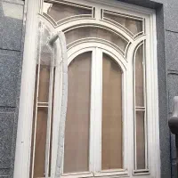 پنجره‌ آهنی