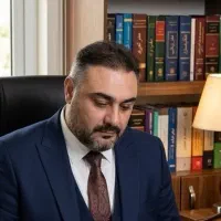 وکیل پایه یک دادگستری